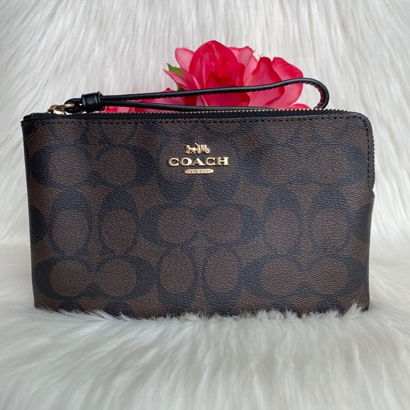 Coach Women’s Large Corner Zip Wristlet In Signature Canvas - Picture 4 of 16